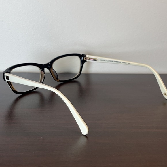 Authentic Diane Von Furstenberg DVF5047 200 Brown/Ivory Eyeglasses‎ 50-17-135 - Picture 7 of 11